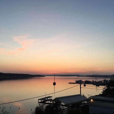 Meduza B&B Barbat na Rabu Εξωτερικό φωτογραφία