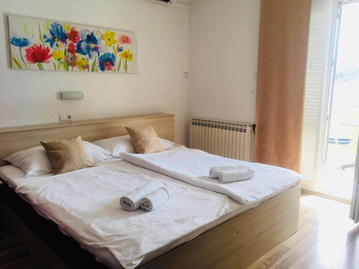 Meduza B&B Barbat na Rabu Εξωτερικό φωτογραφία