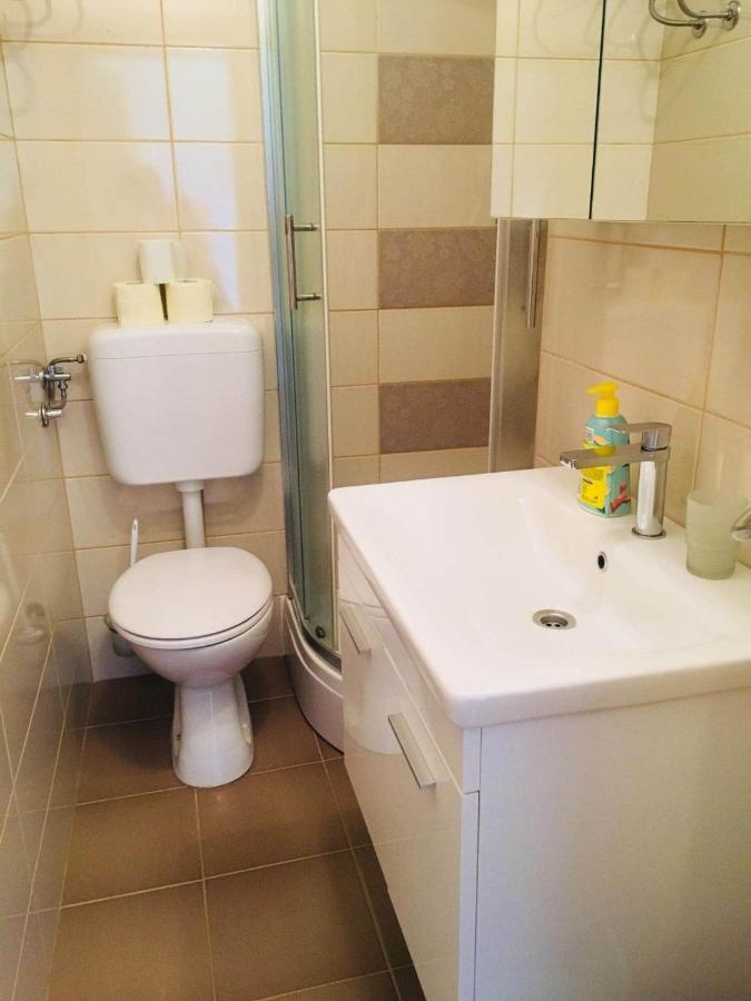 Meduza B&B Barbat na Rabu Εξωτερικό φωτογραφία