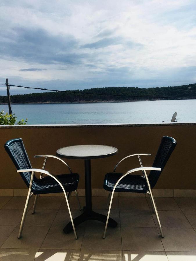 Meduza B&B Barbat na Rabu Εξωτερικό φωτογραφία