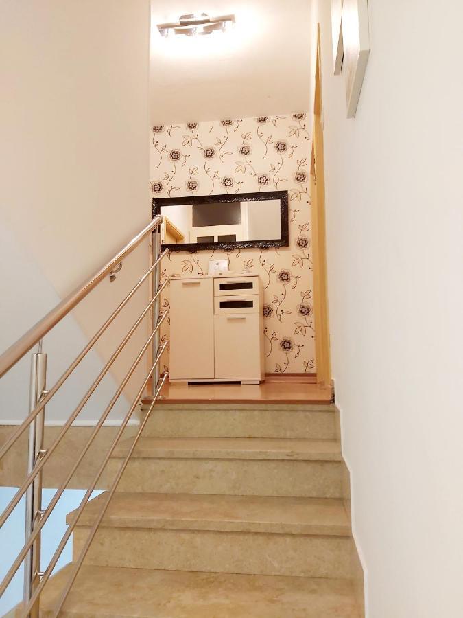 Meduza B&B Barbat na Rabu Εξωτερικό φωτογραφία